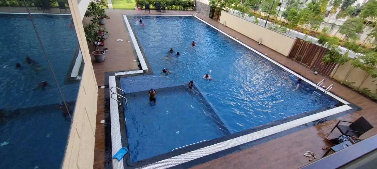 Adithya-Athena-Shaikpet-Swimming-pool